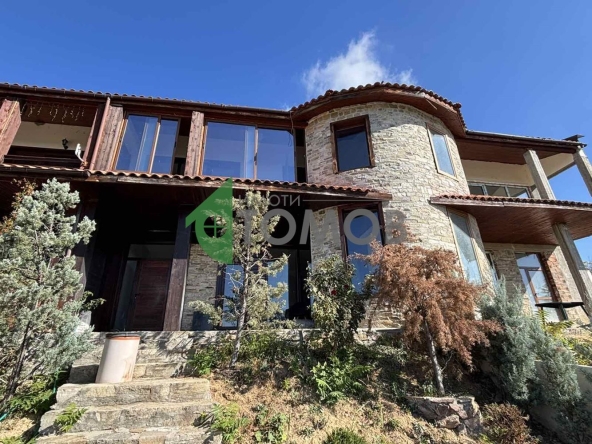 Къща в Стара Загора, Железник - център - 360 кв.м за 369 €/кв.м - Снимка #1