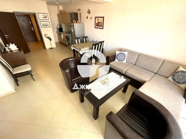 Тристаен апартамент в к.к. Слънчев бряг - 105 кв.м за 559 €/кв.м - Снимка #1
