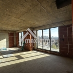 Тристаен апартамент в Варна, Цветен квартал - 110 кв.м за 749 €/кв.м - Снимка #1