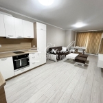 Двустаен апартамент в Шумен, 5-ти полк - 62 кв.м за 2098 €/кв.м - Снимка #1