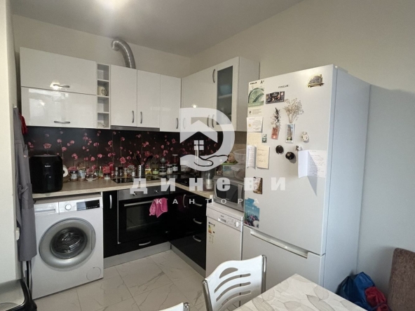 Тристаен апартамент в Стара Загора, Център - 71 кв.м за 1031 €/кв.м - Снимка #1