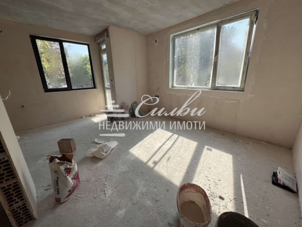 Тристаен апартамент в Търговище, Вароша - 90 кв.м за 683 €/кв.м - Снимка #1