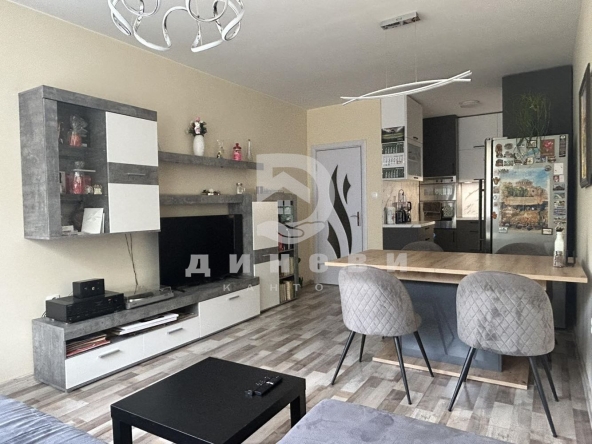 Двустаен апартамент в Стара Загора, Три чучура - център - 66 кв.м за 1048 €/кв.м - Снимка #1