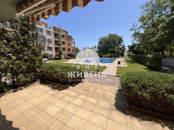 Дава се под наем Двустаен апартамент в Варна, Бриз - 75 кв.м за 610.98 € - Снимка #1