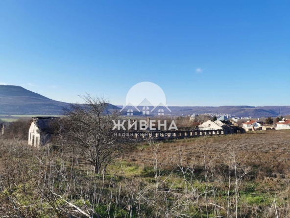 Парцел в с. Оброчище, Област Добрич - 7540 кв.м за 9 €/кв.м - Снимка #1