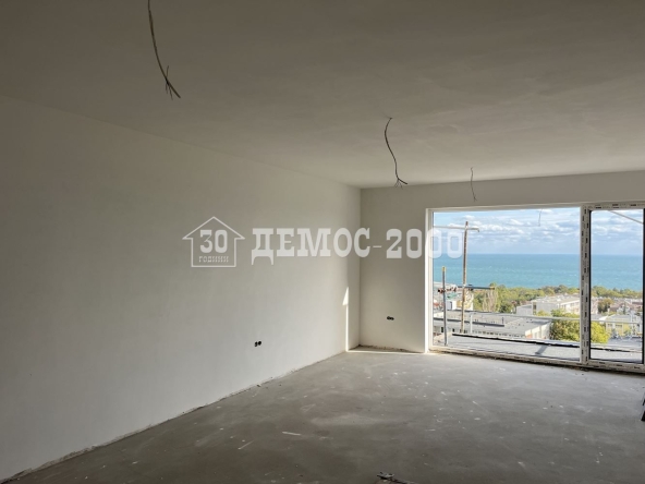 Тристаен апартамент в Варна, Бриз - 120 кв.м за 1382 €/кв.м - Снимка #1