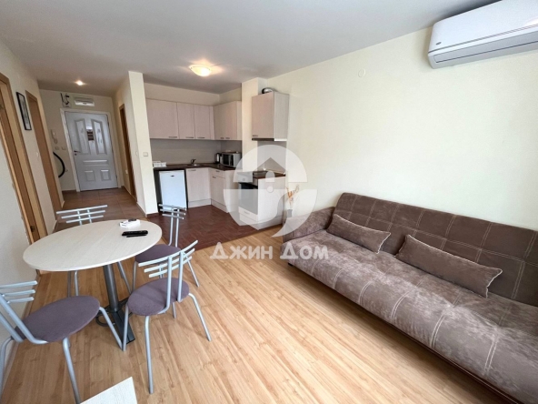 Тристаен апартамент в к.к. Слънчев бряг - 78 кв.м за 850 €/кв.м - Снимка #1