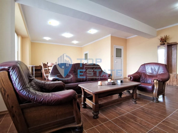 Офис в Горна Оряховица - 57 кв.м за 689 €/кв.м - Снимка #1