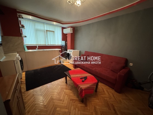 Двустаен апартамент в Търговище, Център - 42 кв.м за 850 €/кв.м - Снимка #1