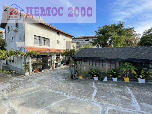 Хотел в Бяла - 300 кв.м за 340 €/кв.м - Снимка #1