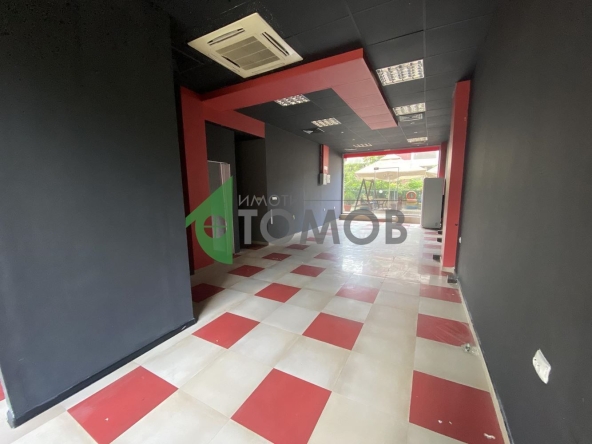 Магазин в Шумен, Център - 94 кв.м за 1800 €/кв.м - Снимка #1