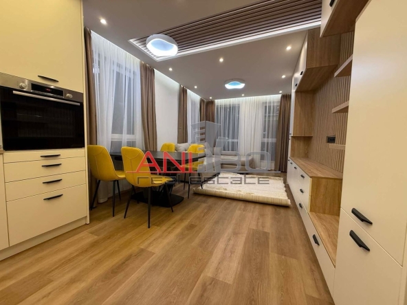 Тристаен апартамент в Варна, Младост 1 - 84 кв.м за 1458 €/кв.м - Снимка #1