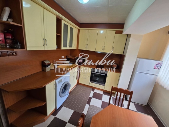 Едностаен апартамент в Шумен, Тракия - 41 кв.м за 1020 €/кв.м - Снимка #1