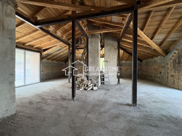 Тристаен апартамент в Търговище, Център - 131 кв.м за 273 €/кв.м - Снимка #1