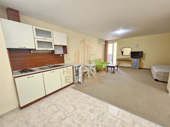 Едностаен апартамент в к.к. Златни пясъци - 68 кв.м за 514 €/кв.м - Снимка #1