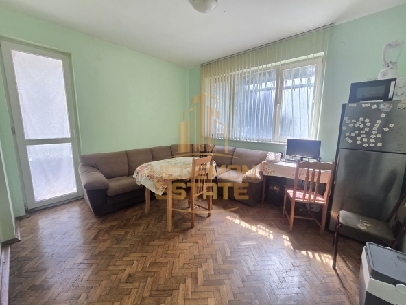 Тристаен апартамент в Варна, Център - 83 кв.м за 1229 €/кв.м - Снимка #1
