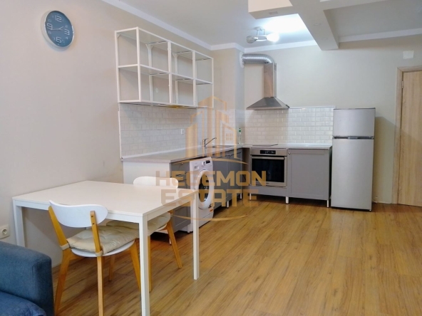 Двустаен апартамент в Варна, Бриз - 65 кв.м за 1491 €/кв.м - Снимка #1
