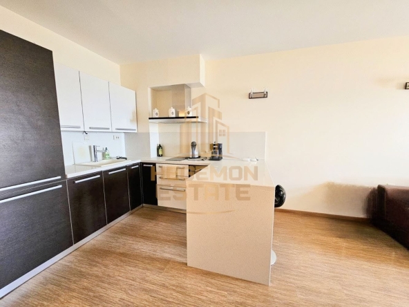 Тристаен апартамент в к.к. Златни пясъци - 117 кв.м за 916 €/кв.м - Снимка #1