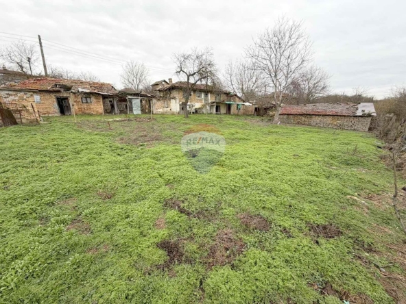 Къща в с. Изгрев, Област Варна - 135 кв.м за 264 €/кв.м - Снимка #1