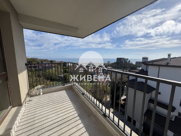 Тристаен апартамент в Варна, Бриз - 108 кв.м за 1322 €/кв.м - Снимка #1