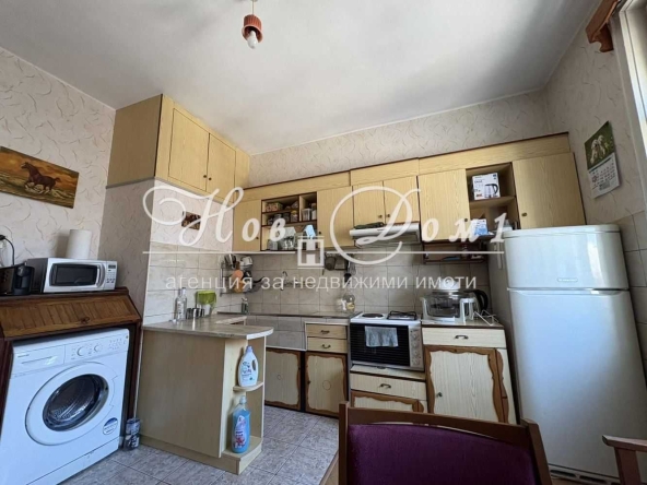 Дава се под наем Четиристаен апартамент в Варна, Погреби - 85 кв.м за 498.27 € - Снимка #1