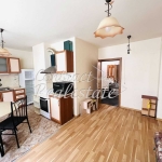 Дава се под наем Тристаен апартамент в Варна, Център - 75 кв.м за 348.84 € - Снимка #1