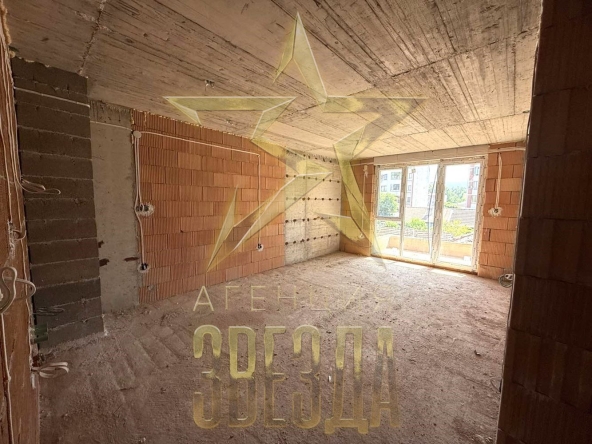 Тристаен апартамент в Пловдив, Кючук Париж - 101 кв.м за 803 €/кв.м - Снимка #1
