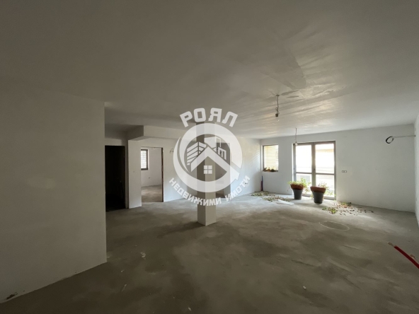 Тристаен апартамент в Пловдив, Център - 133 кв.м за 1805 €/кв.м - Снимка #1