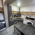 Тристаен апартамент в Шумен, Тракия - 77 кв.м за 961 €/кв.м - Снимка #1