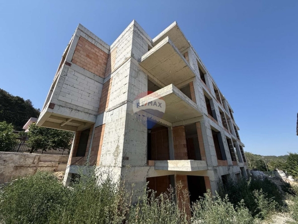 Двустаен апартамент в Варна, Виница - 43 кв.м за 890 €/кв.м - Снимка #1