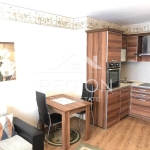 Дава се под наем Двустаен апартамент в Варна, Център - 55 кв.м за 510 € - Снимка #1