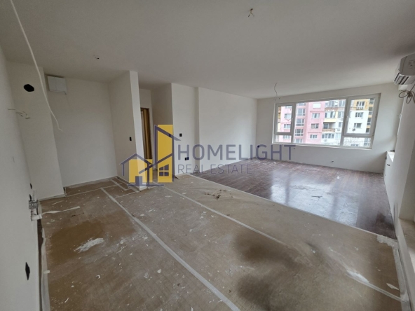 Тристаен апартамент в София, Полигона - 130 кв.м за 1373 €/кв.м - Снимка #1