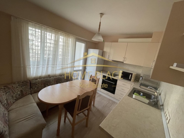 Дава се под наем Четиристаен апартамент в Варна, Цветен квартал - 90 кв.м за 561 € - Снимка #1