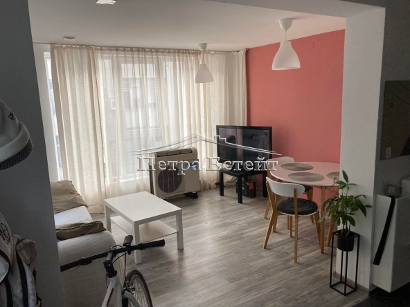 Дава се под наем Мезонет в Варна, Гръцка махала - 75 кв.м за 548.25 € - Снимка #1