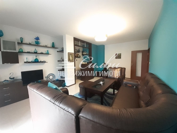 Двустаен апартамент в Шумен, Добруджански - 80 кв.м за 1760 €/кв.м - Снимка #1