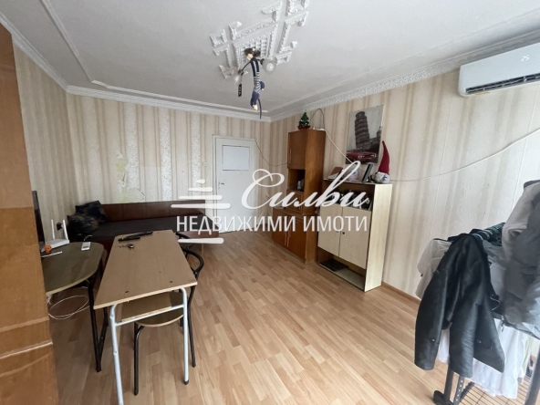 Тристаен апартамент в Шумен, Тракия - 85 кв.м за 568 €/кв.м - Снимка #1