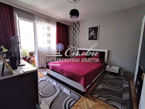 Четиристаен апартамент в Шумен, Болницата - 102 кв.м за 770 €/кв.м - Снимка #1