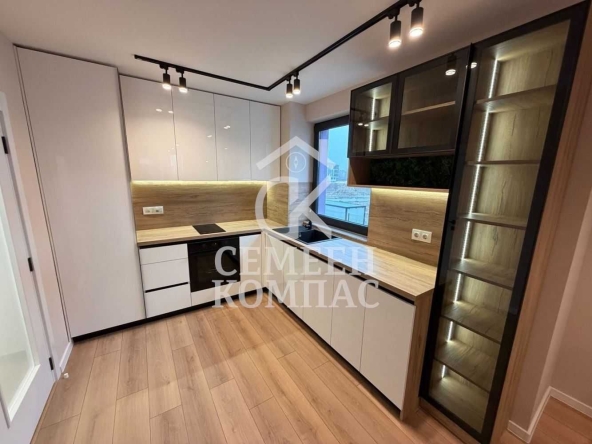 Двустаен апартамент в Пловдив, Остромила - 69 кв.м за 1072 €/кв.м - Снимка #1