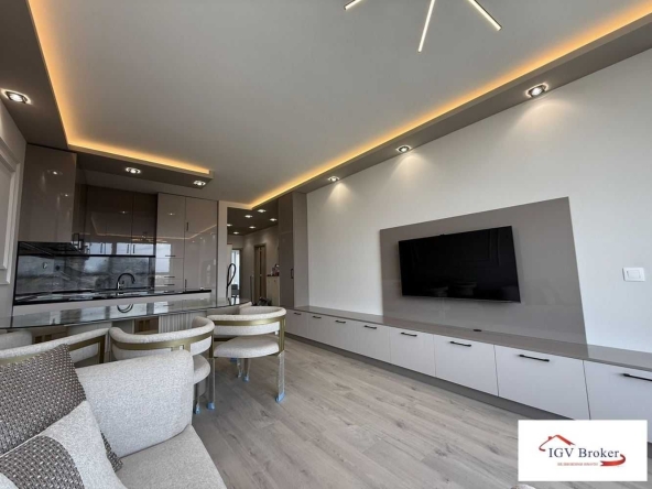 Тристаен апартамент в София, Банишора - 111 кв.м за 1792 €/кв.м - Снимка #1