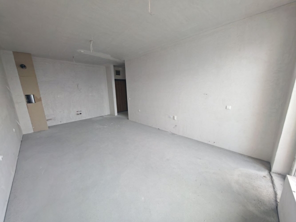Двустаен апартамент в Бургас, Изгрев - 67 кв.м за 1104 €/кв.м - Снимка #1