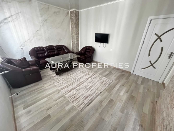 Дава се под наем Двустаен апартамент в Разград, Житница - 65 кв.м за 348.84 € - Снимка #1