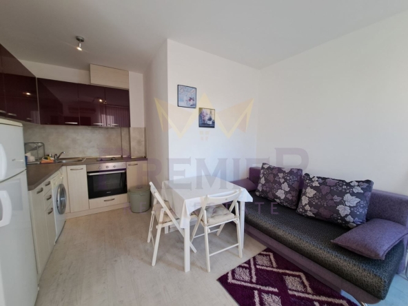 Дава се под наем Двустаен апартамент в Варна, Левски - 55 кв.м за 459 € - Снимка #1