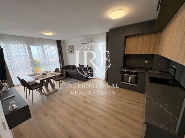 Тристаен апартамент в Варна, Възраждане 3 - 84 кв.м за 1366 €/кв.м - Снимка #1