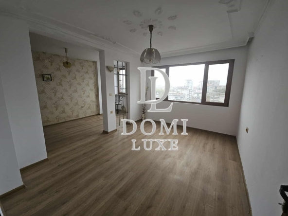 Тристаен апартамент в Шумен, Център - 63 кв.м за 915 €/кв.м - Снимка #1