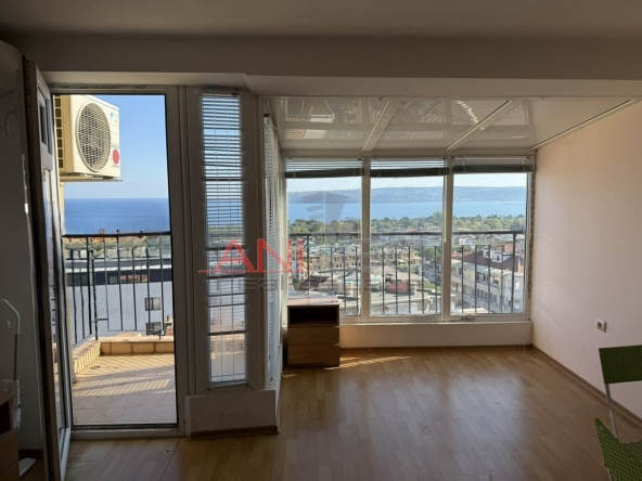 Двустаен апартамент в Варна, Бриз - 45 кв.м за 1236 €/кв.м - Снимка #1