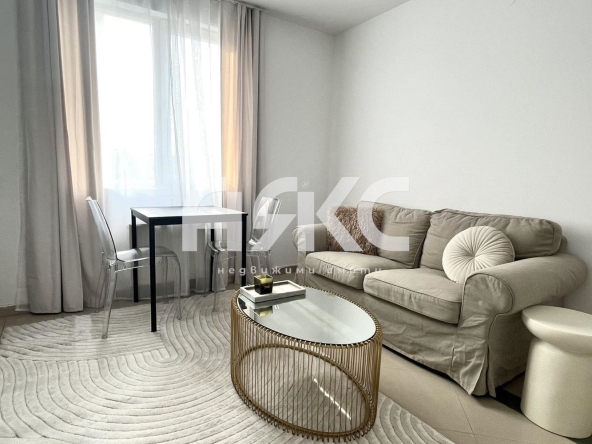 Дава се под наем Двустаен апартамент в София, Гоце Делчев - 65 кв.м за 588.03 € - Снимка #1