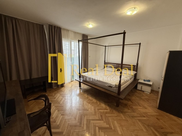 Дава се под наем Тристаен апартамент в София, Лозенец - 110 кв.м за 747.66 € - Снимка #1