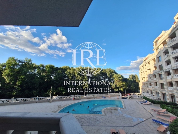 Тристаен апартамент в Варна, Аспарухово - 128 кв.м за 813 €/кв.м - Снимка #1