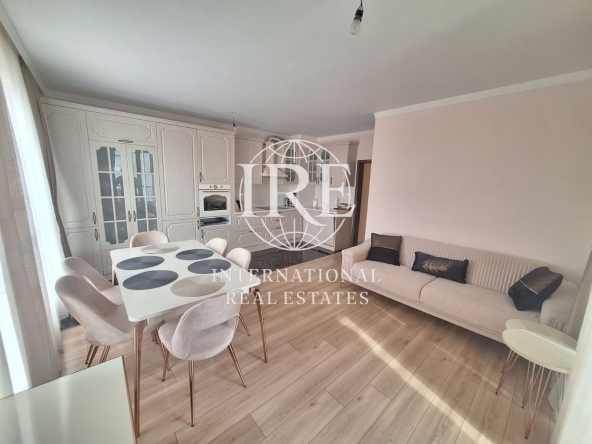 Тристаен апартамент в Варна, Трошево - 95 кв.м за 1471 €/кв.м - Снимка #1