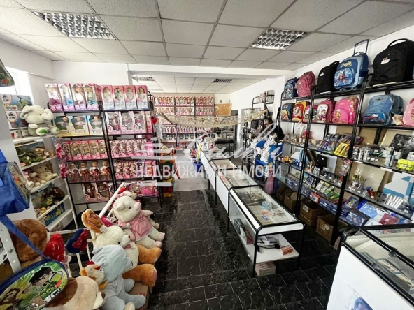 Магазин в Шумен, Болницата - 150 кв.м за 1734 €/кв.м - Снимка #1